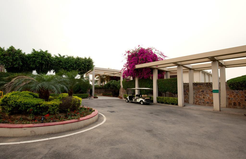 เลมอน ทรี ตารุธาน วัลเลย์ Hotel คูร์เคาน์ ภายนอก รูปภาพ