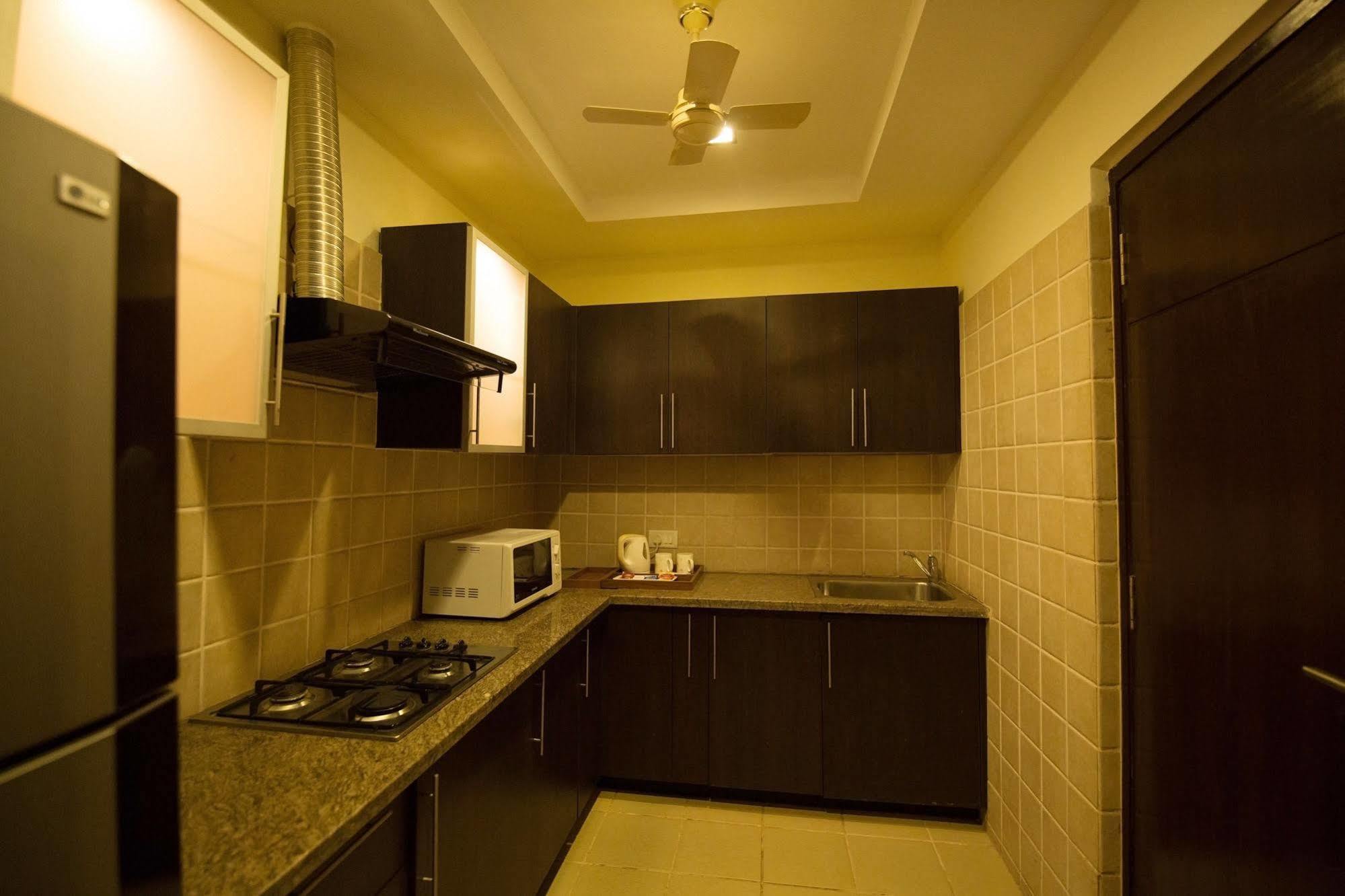 เลมอน ทรี ตารุธาน วัลเลย์ Hotel คูร์เคาน์ ภายนอก รูปภาพ